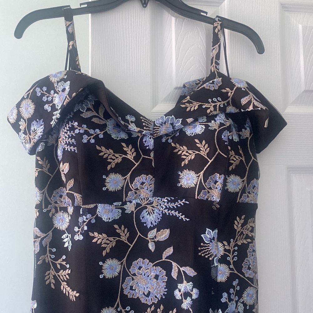 NWOT Dillard’s Formal Gown